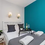 Solna With Parking Cracow By Renters *