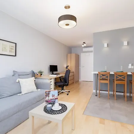 Solna With Parking Cracow By Renters * Krasków
