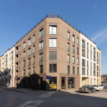 Solna With Parking Cracow By Renters Krasków